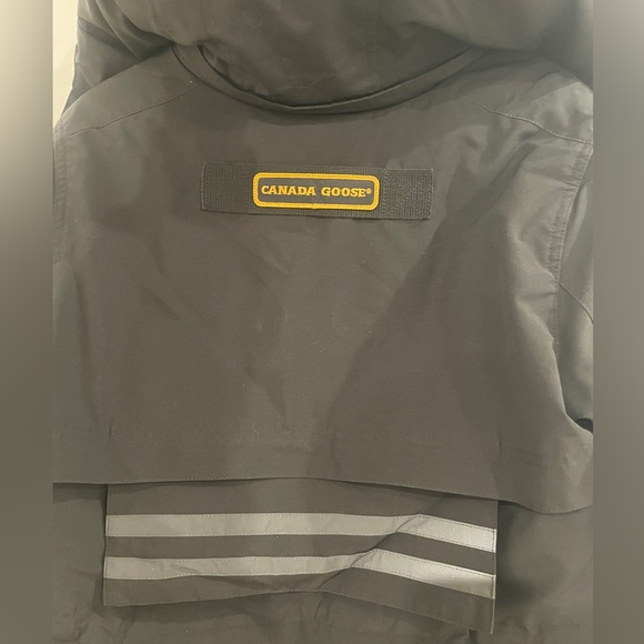 Canada Goose Gabriola Parka - Picture 11 of 16